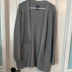 GAP Women's Light Gray Long-Sleeve Open Soft Knit Cardigan, like new